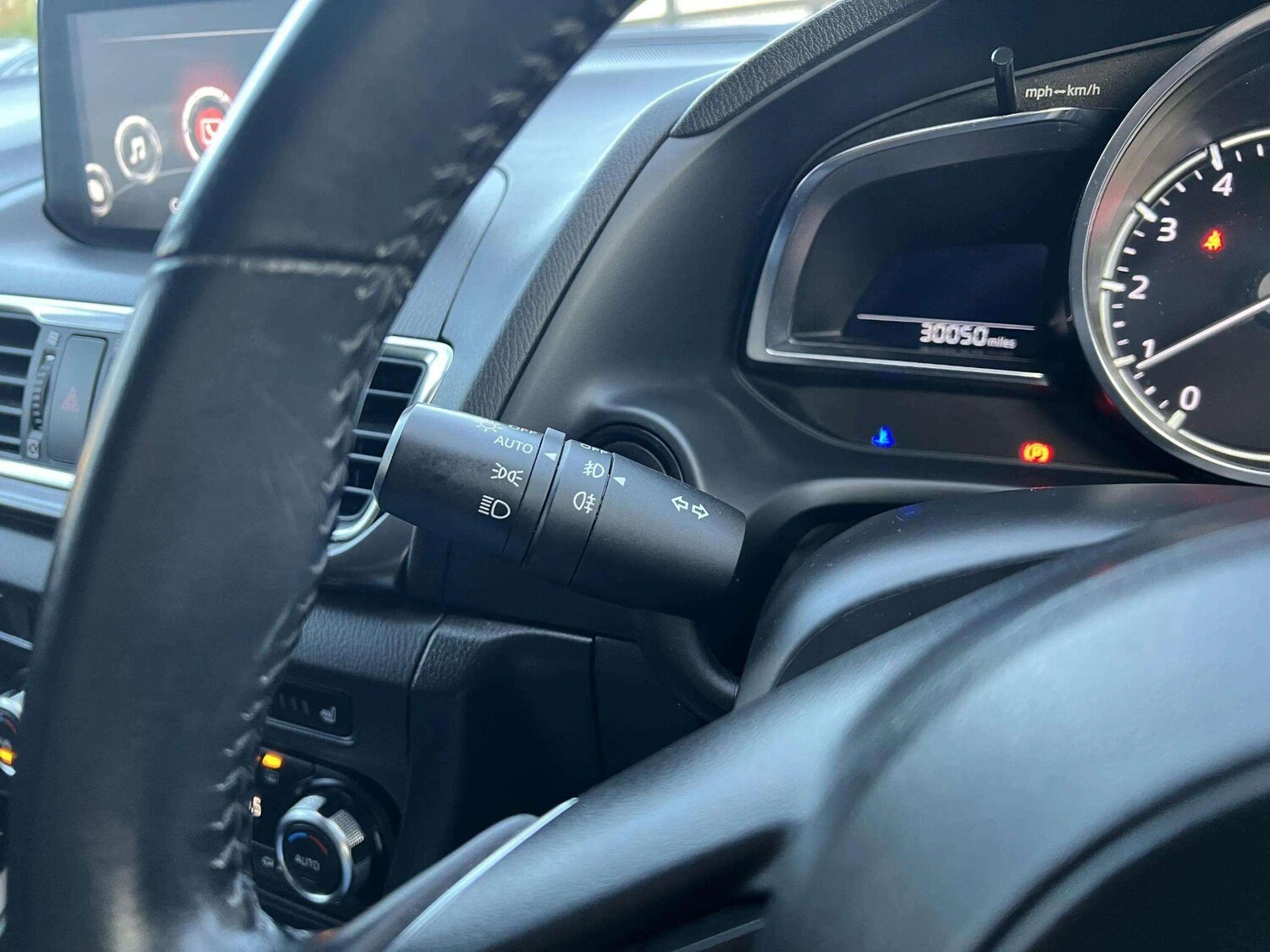 Used Mazda Mazda3 2017 for sale - 76715210: Photo 30