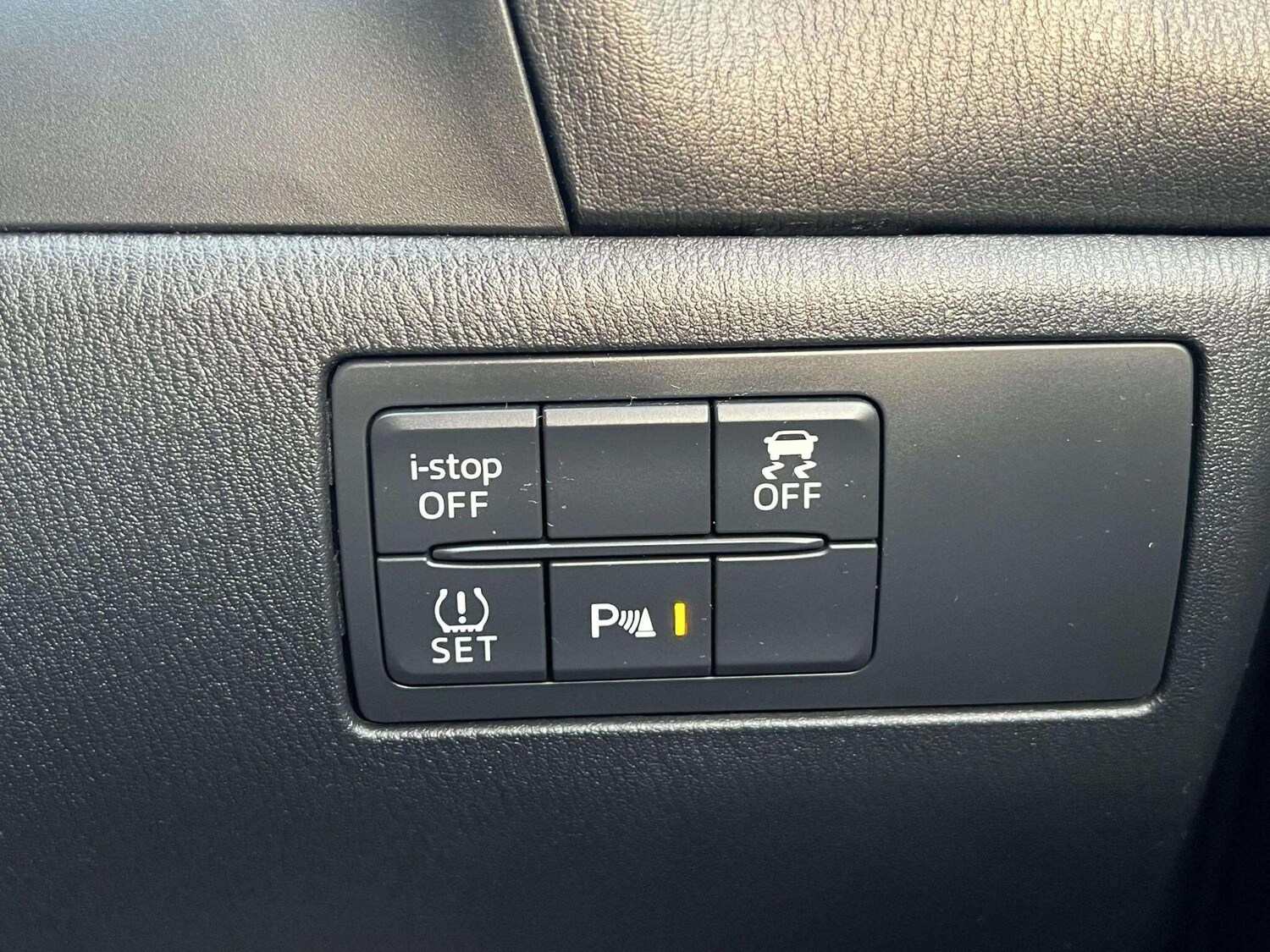 Used Mazda Mazda3 2017 for sale - 76715210: Photo 42