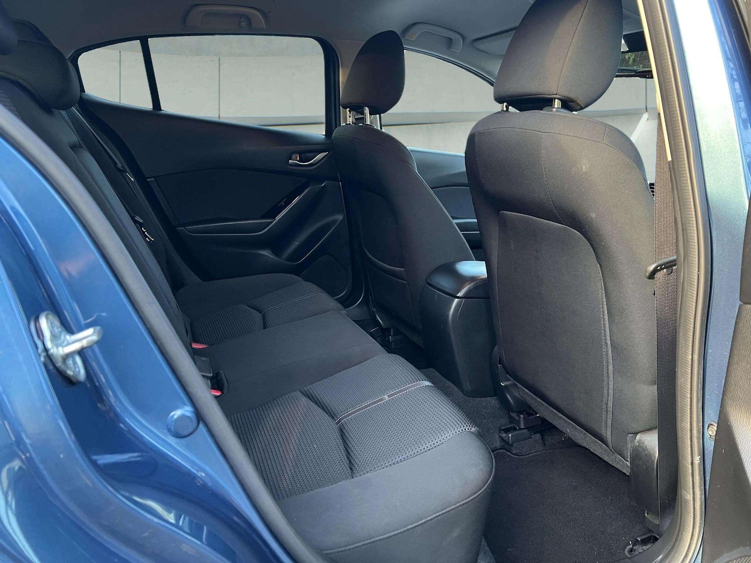 Used Mazda Mazda3 2017 for sale - 76715210: Photo 46