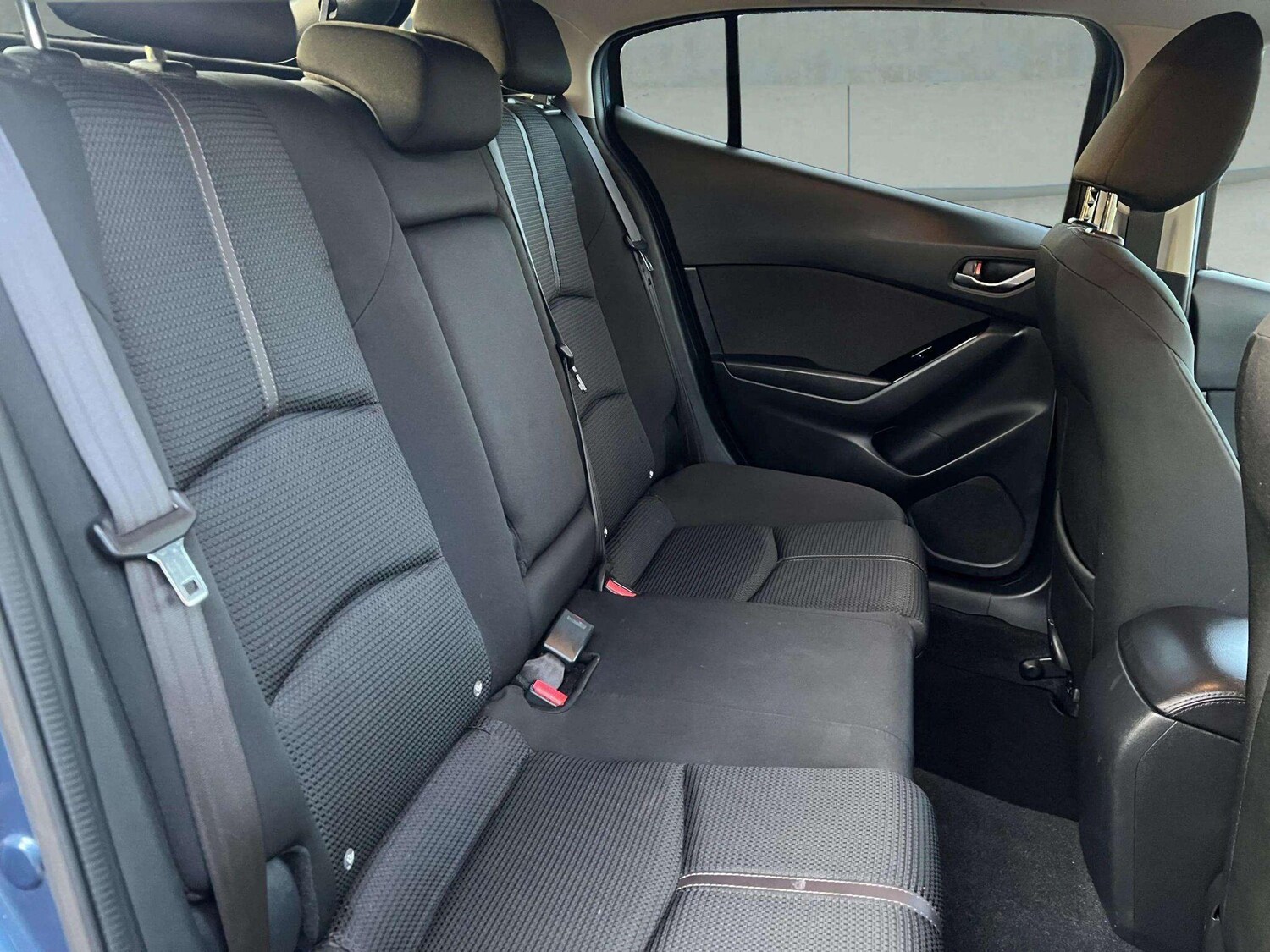 Used Mazda Mazda3 2017 for sale - 76715210: Photo 48