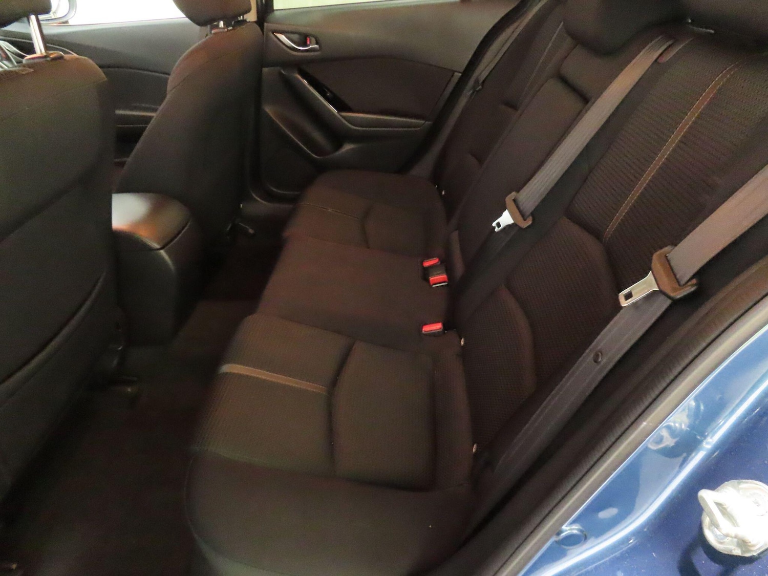 Used Mazda Mazda3 2017 for sale - 76715210: Photo 8