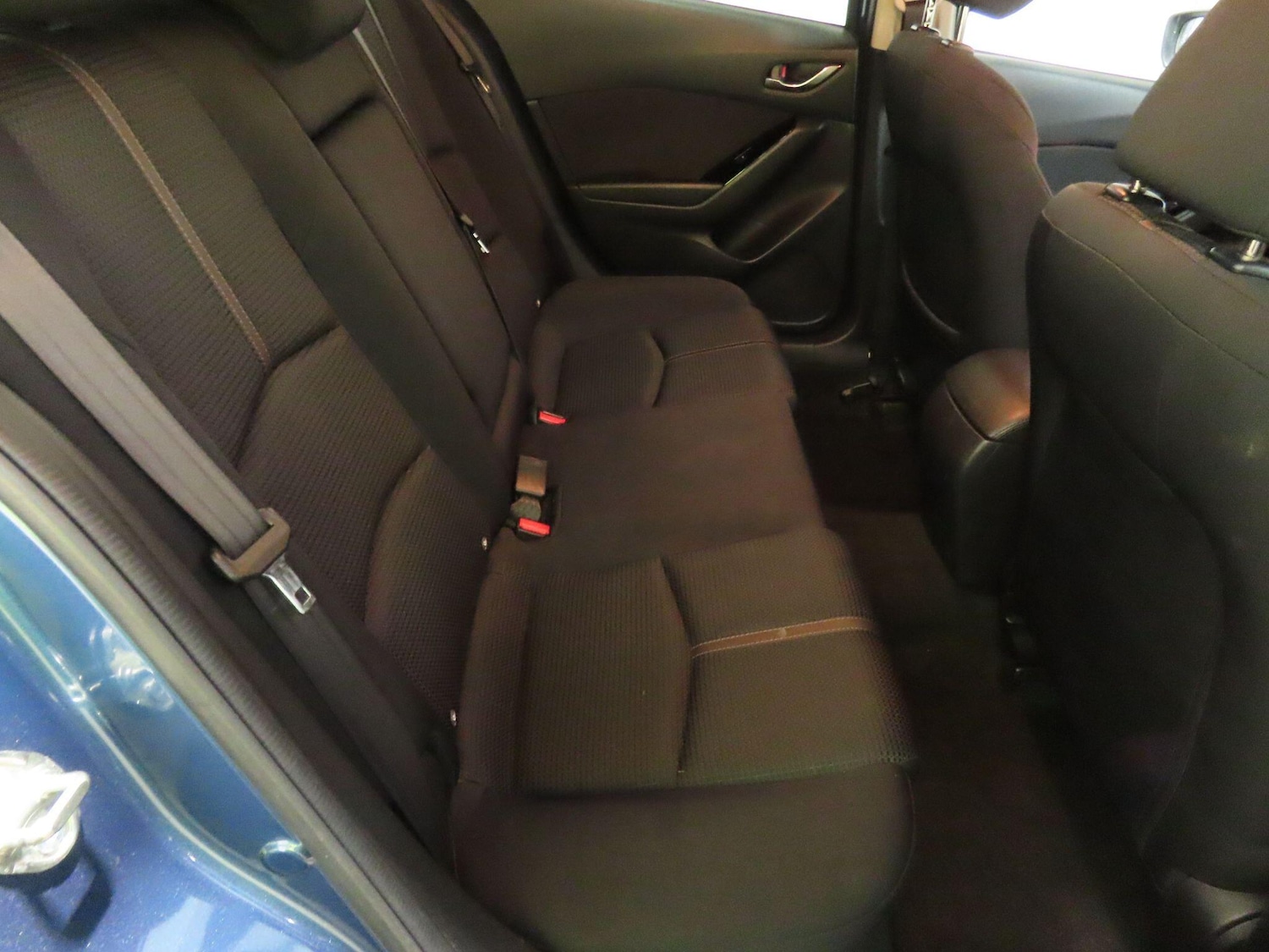 Used Mazda Mazda3 2017 for sale - 76715210: Photo 9