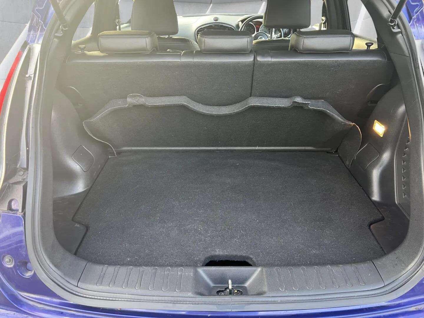 Used Nissan Juke 2018 for sale - 76801576: Photo 40