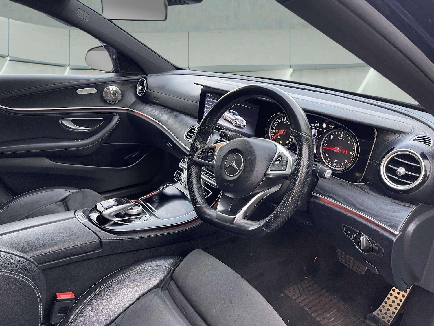 Used Mercedes-Benz E Class 2017 for sale - 76598454: Photo 21