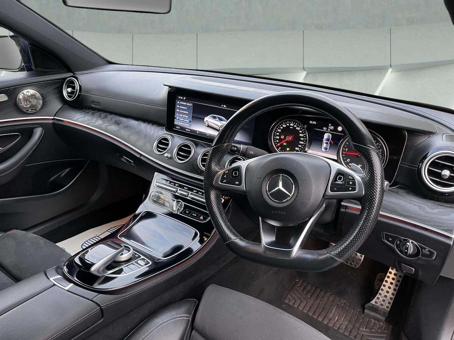 Used Mercedes-Benz E Class 2017 for sale - 76598454: Photo 22