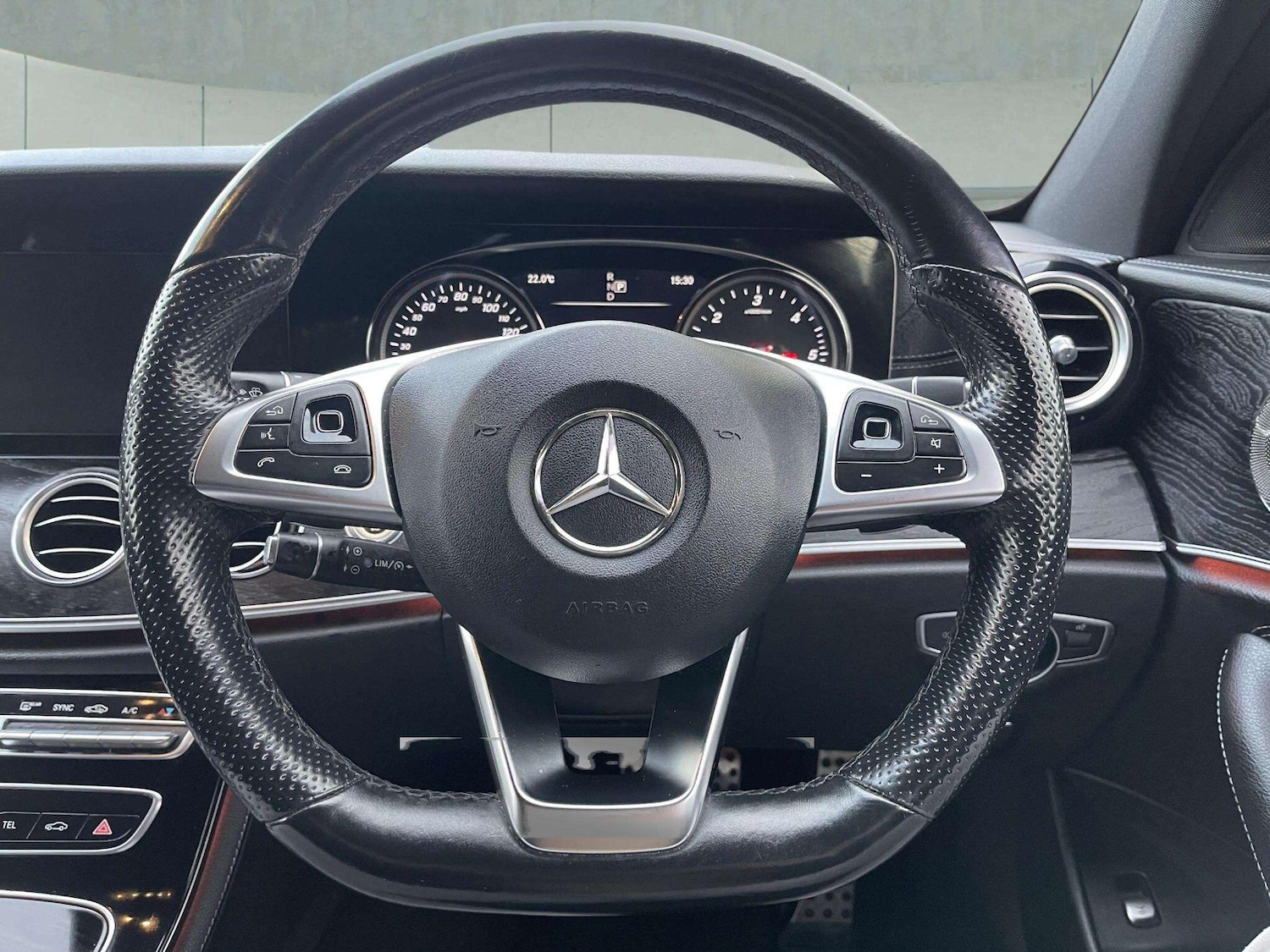 Used Mercedes-Benz E Class 2017 for sale - 76598454: Photo 23