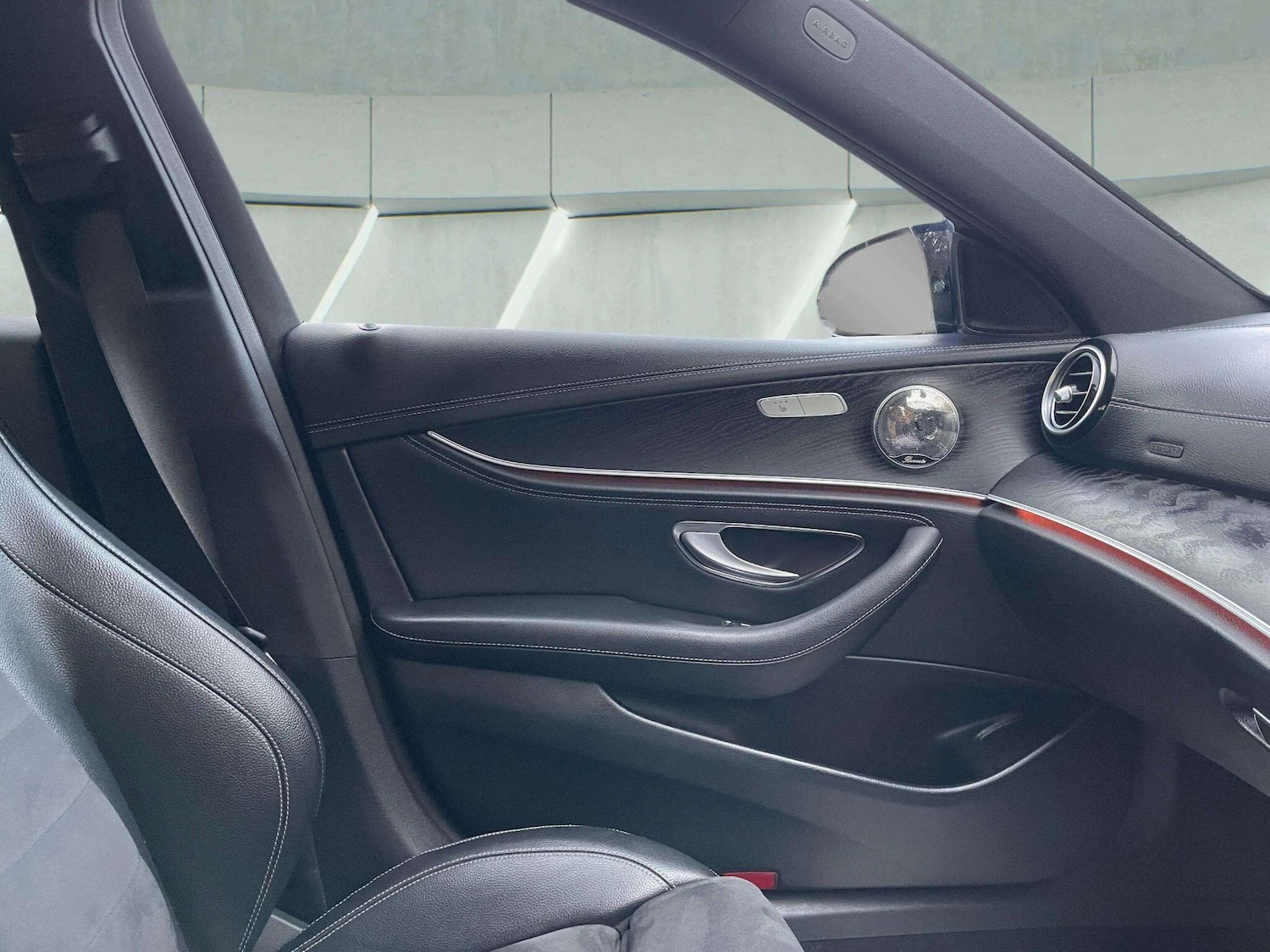 Used Mercedes-Benz E Class 2017 for sale - 76598454: Photo 36