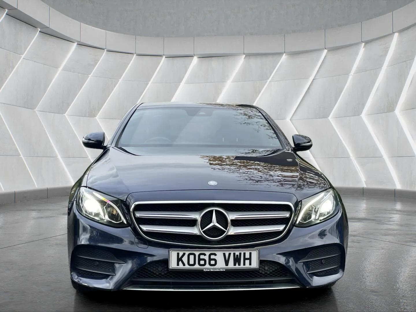 Used Mercedes-Benz E Class 2017 for sale - 76598454: Photo 5