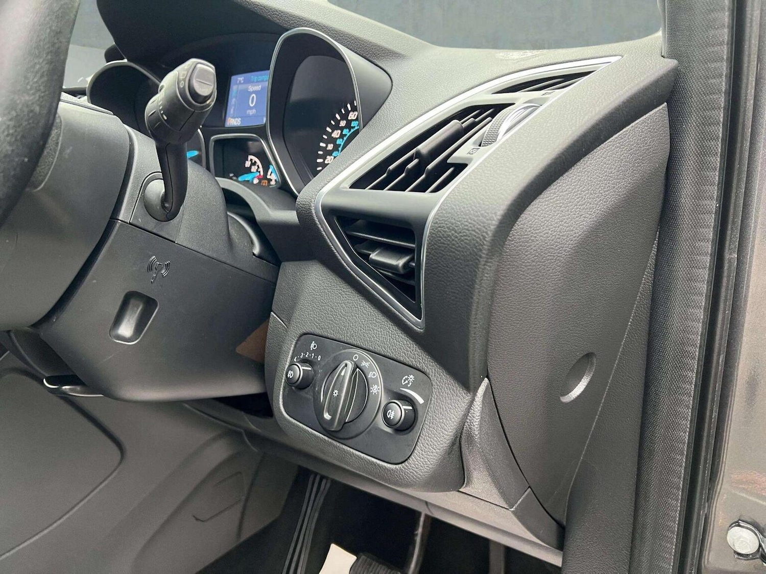 Used Ford Kuga 2015 for sale - 76571191: Photo 16