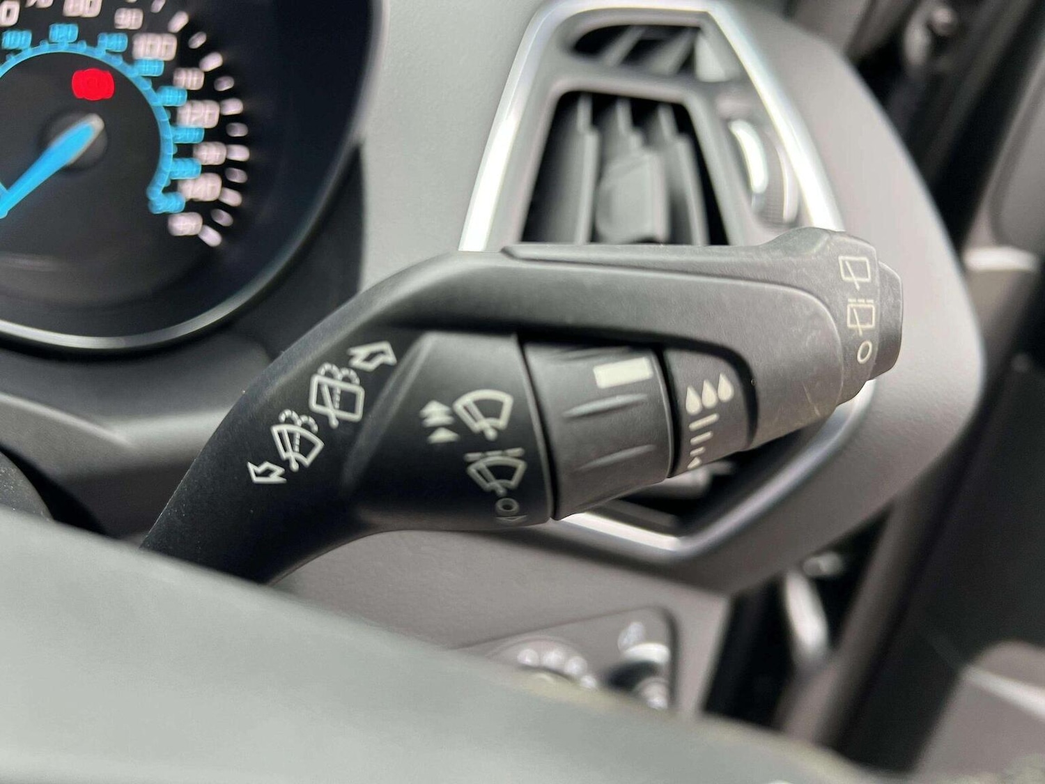 Used Ford Kuga 2015 for sale - 76571191: Photo 35