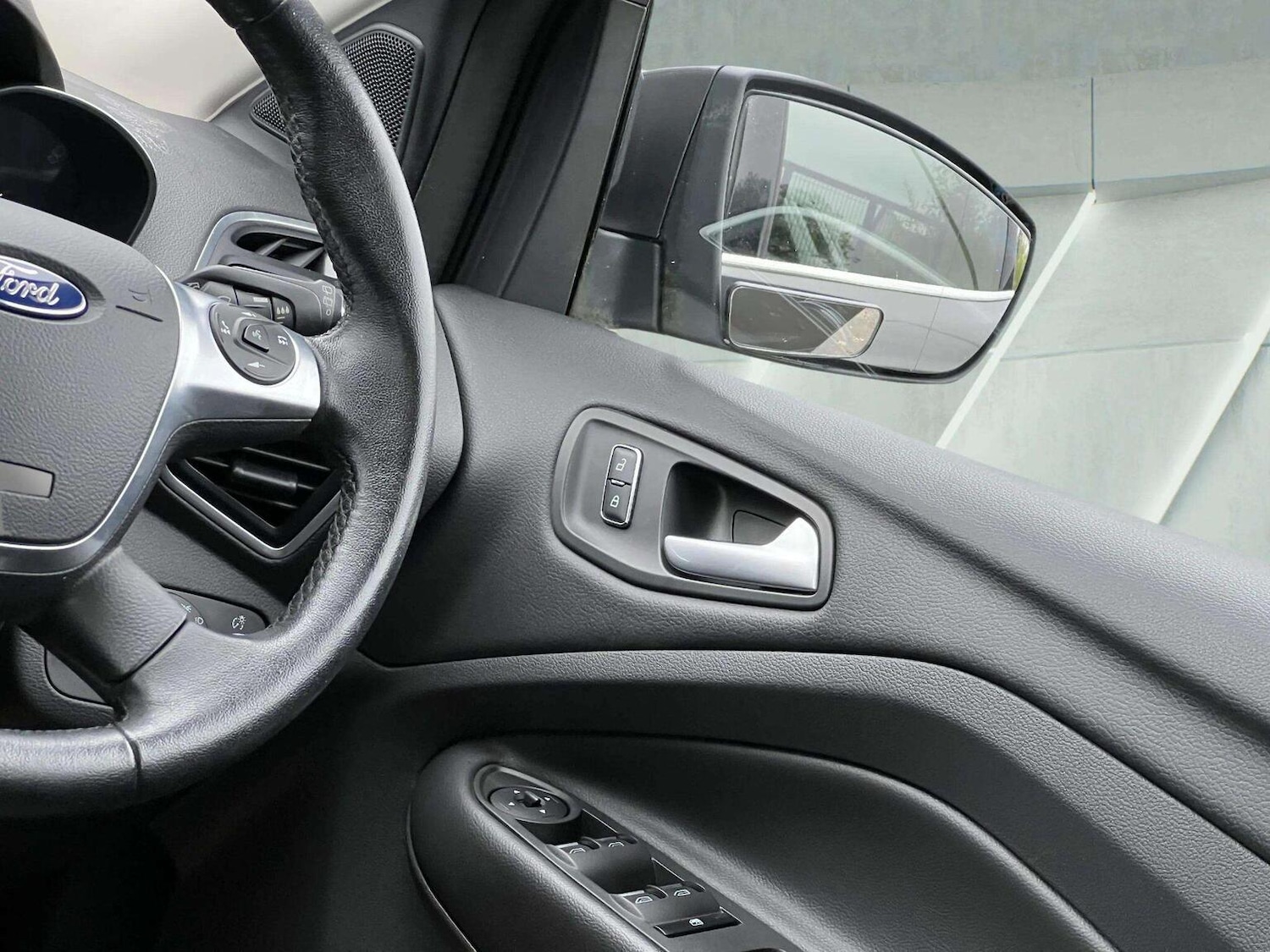 Used Ford Kuga 2015 for sale - 76571191: Photo 41