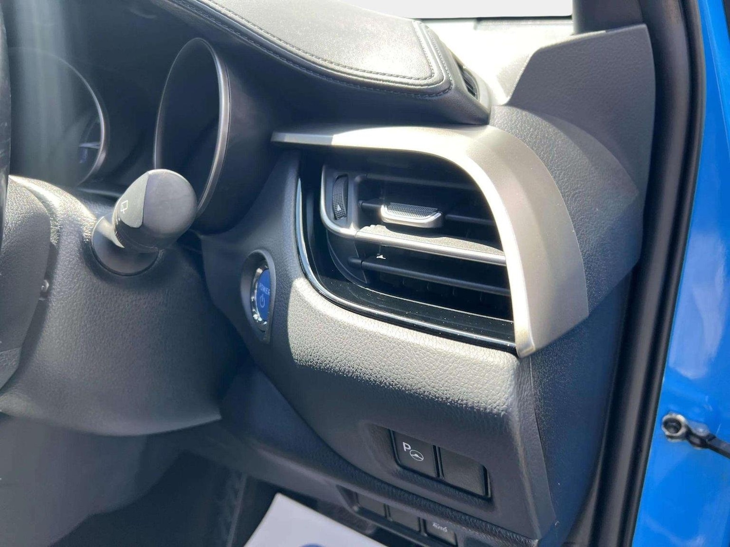 Used Toyota C-HR 2018 for sale - 76571135: Photo 17