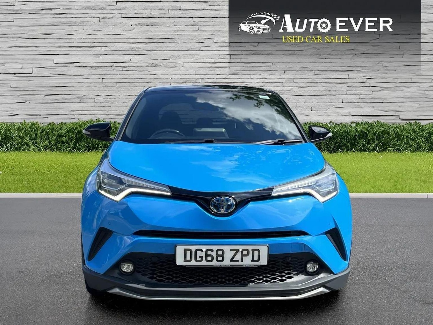 Used Toyota C-HR 2018 for sale - 76571135: Photo 3