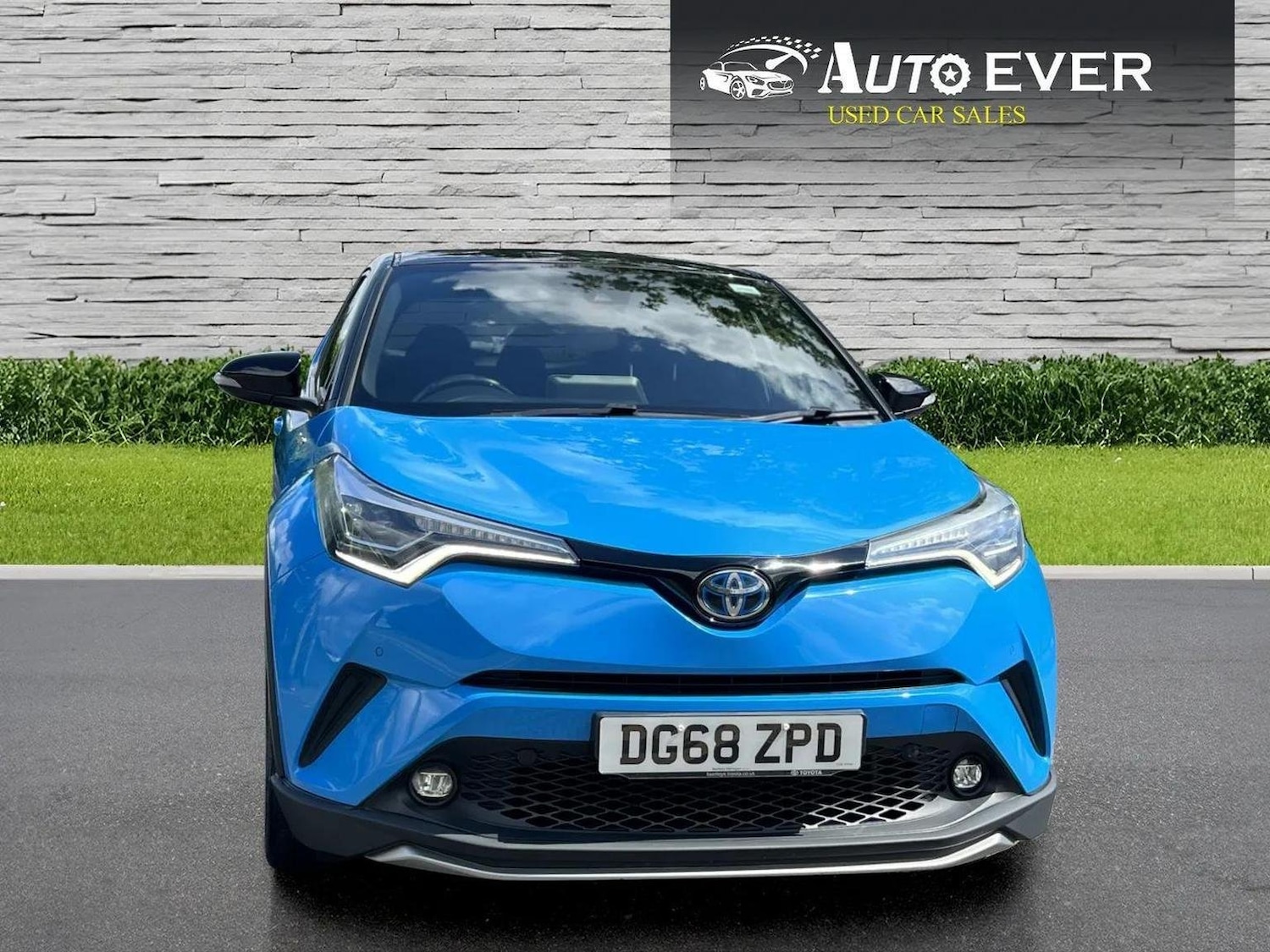 Used Toyota C-HR 2018 for sale - 76571135: Photo 4