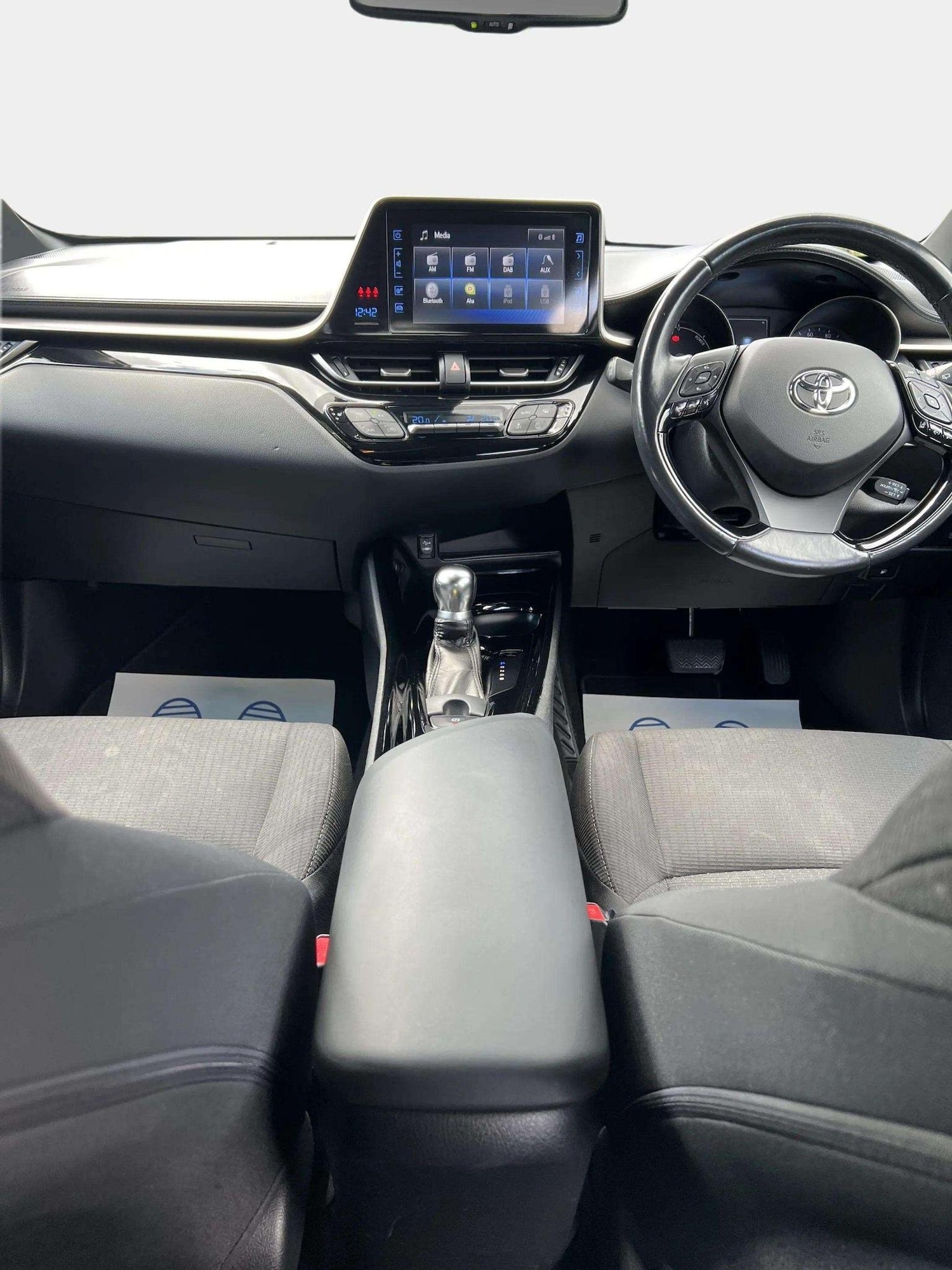 Used Toyota C-HR 2018 for sale - 76571135: Photo 48