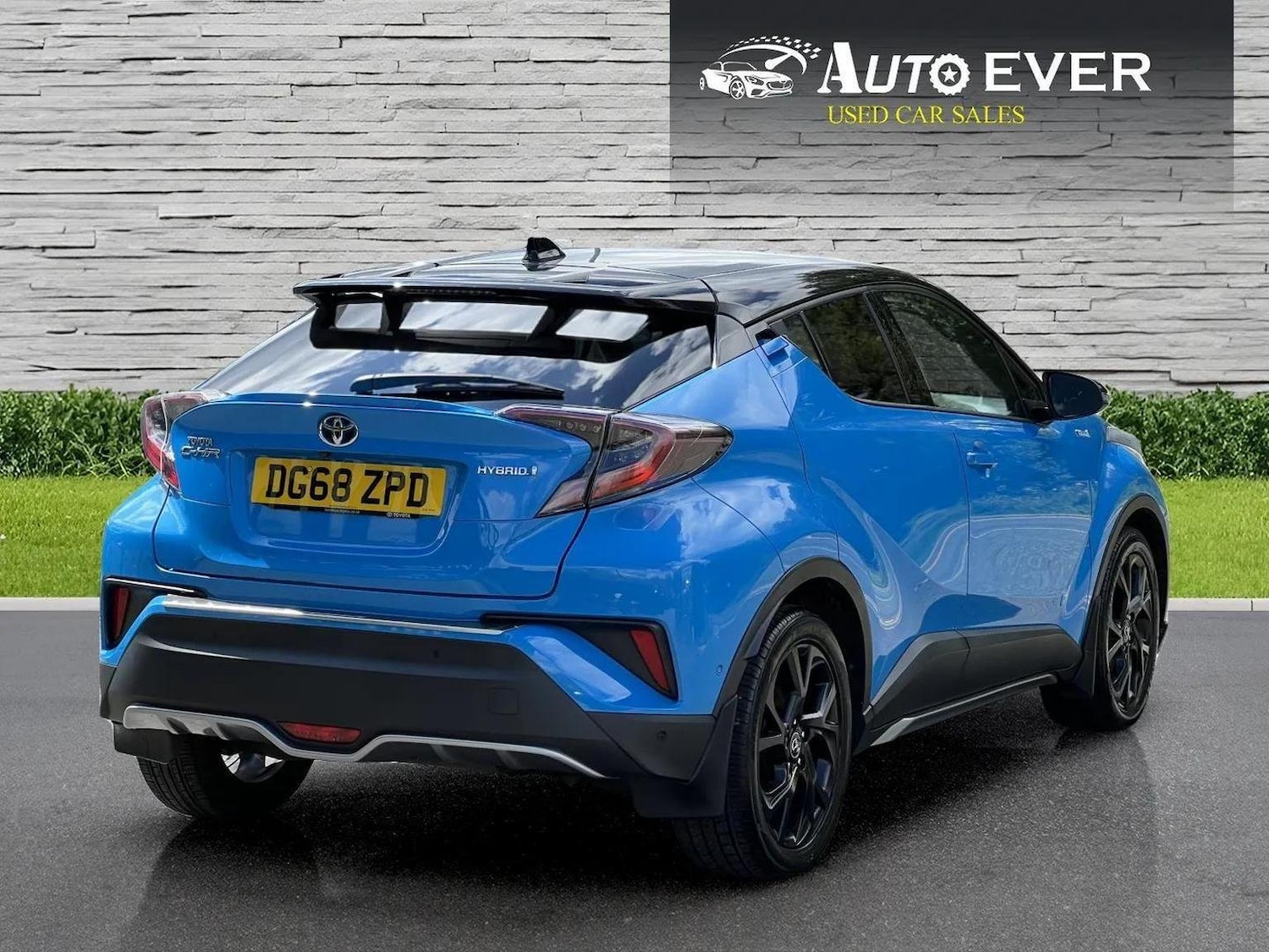 Used Toyota C-HR 2018 for sale - 76571135: Photo 8