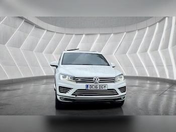 Used Volkswagen Touareg 2016 for sale - 75391151: Photo
