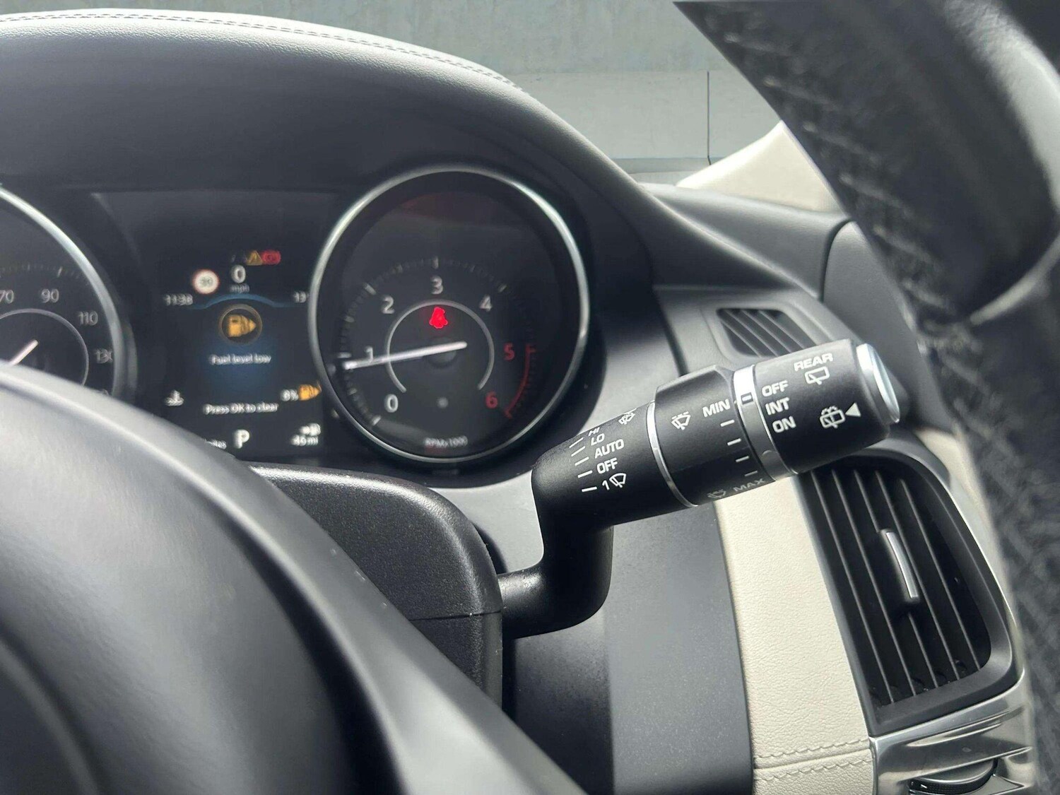 Used Jaguar E-Pace 2018 for sale - 76802348: Photo 25