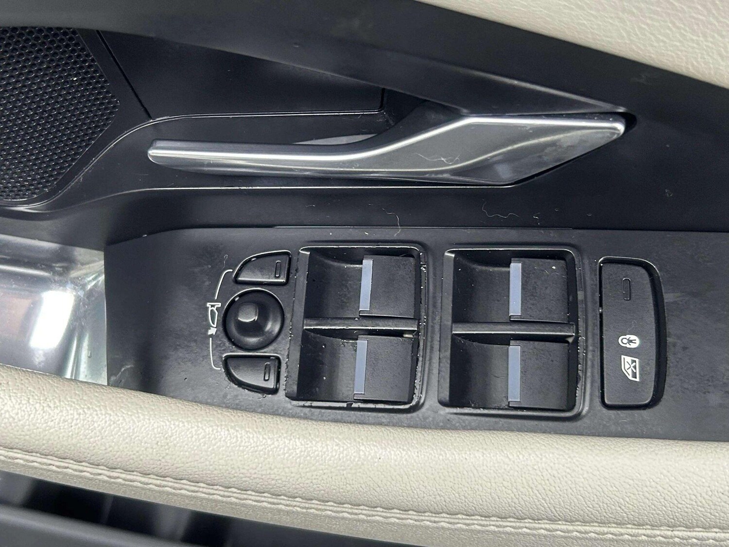 Used Jaguar E-Pace 2018 for sale - 76802348: Photo 38