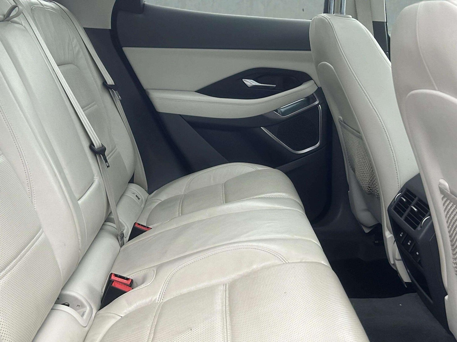 Used Jaguar E-Pace 2018 for sale - 76802348: Photo 41