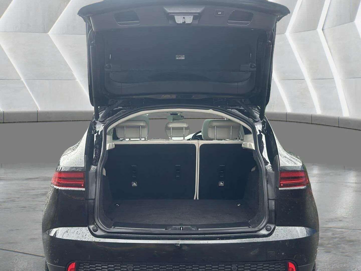 Used Jaguar E-Pace 2018 for sale - 76802348: Photo 46