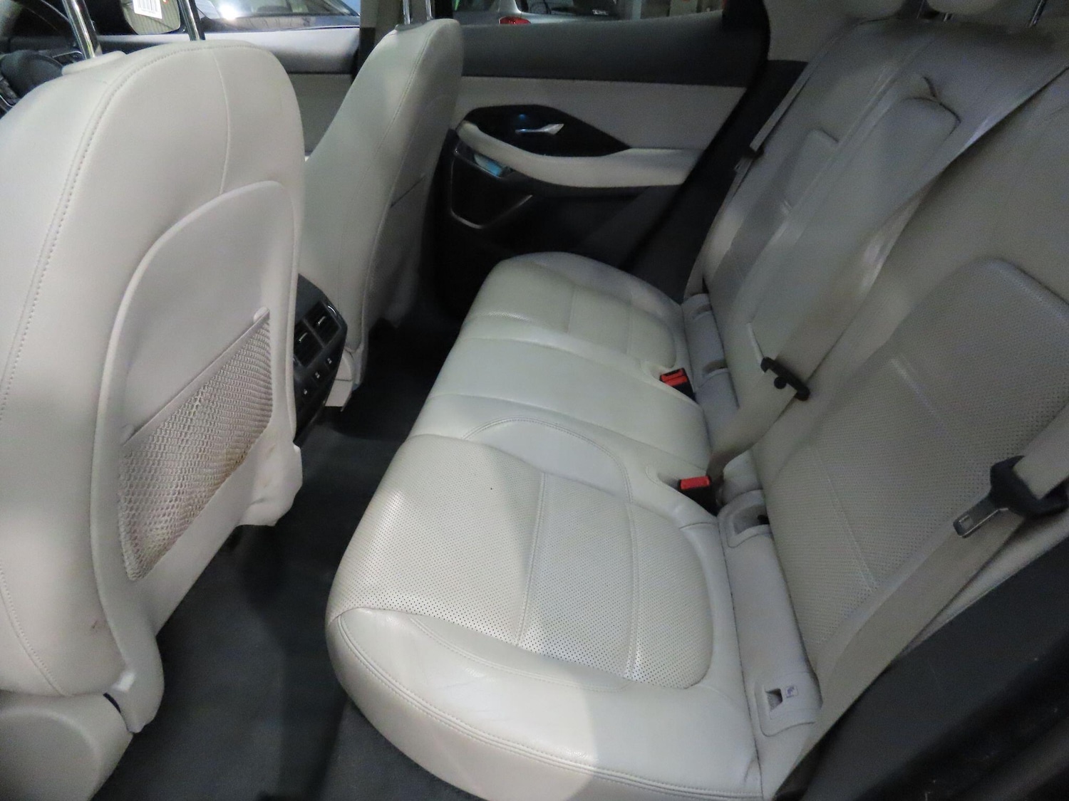 Used Jaguar E-Pace 2018 for sale - 76802348: Photo 9