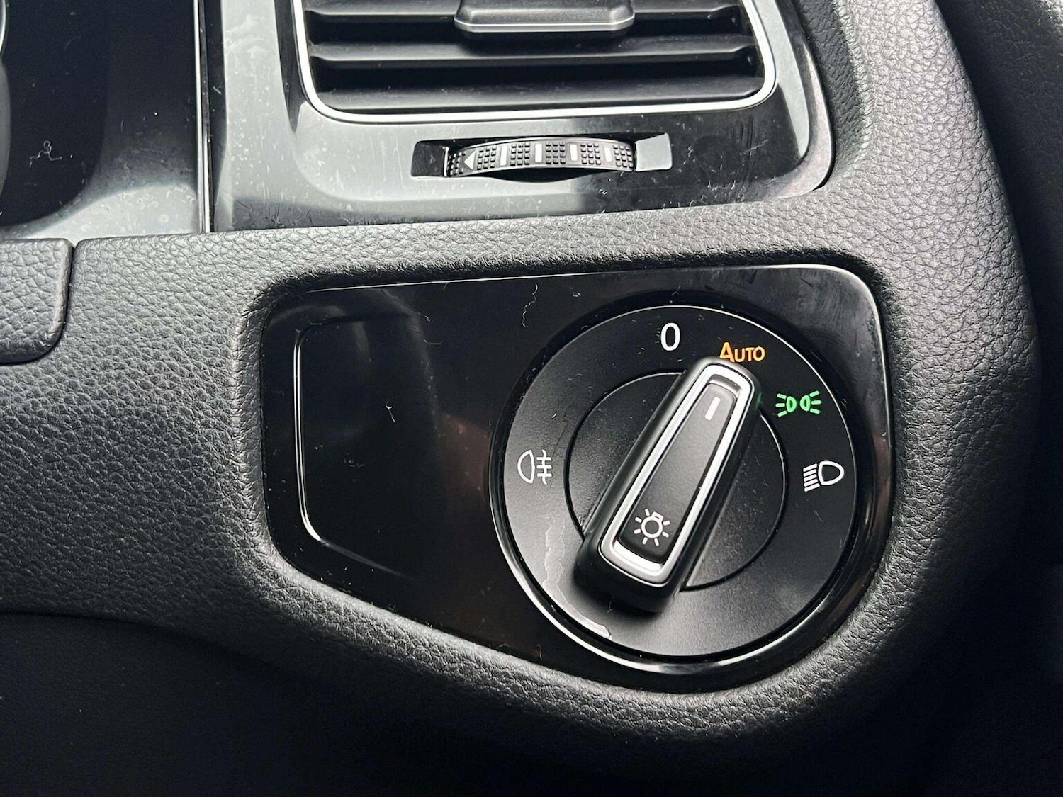 Used Volkswagen Golf 2016 for sale - 76571194: Photo 43