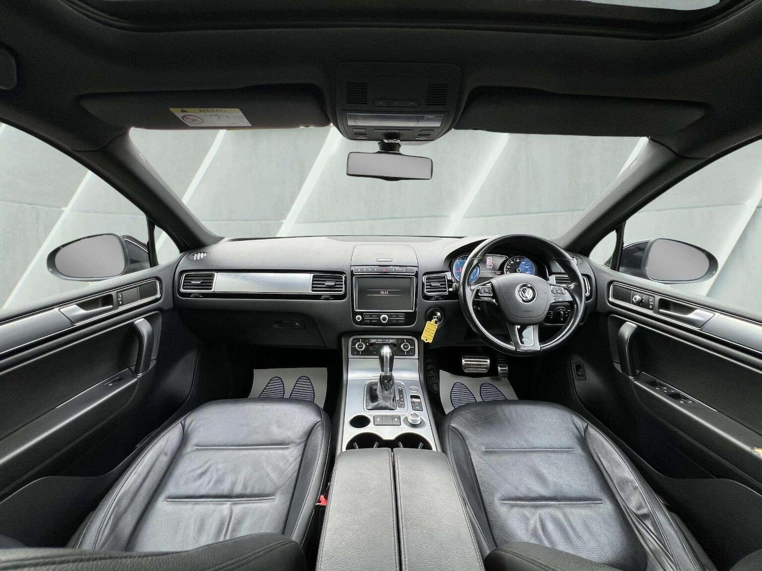 Used Volkswagen Touareg 2015 for sale - 76566628: Photo 14