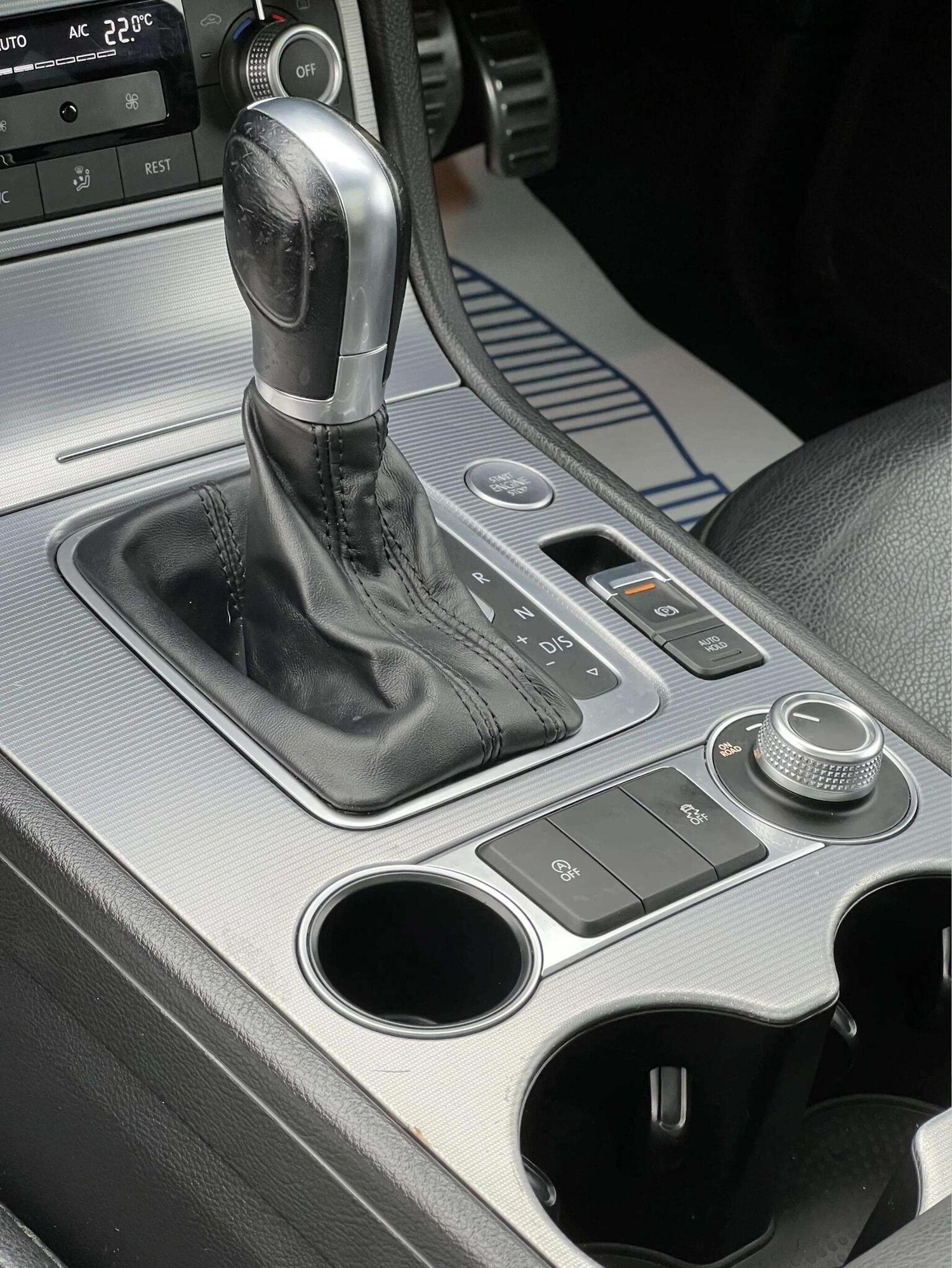 Used Volkswagen Touareg 2015 for sale - 76566628: Photo 24