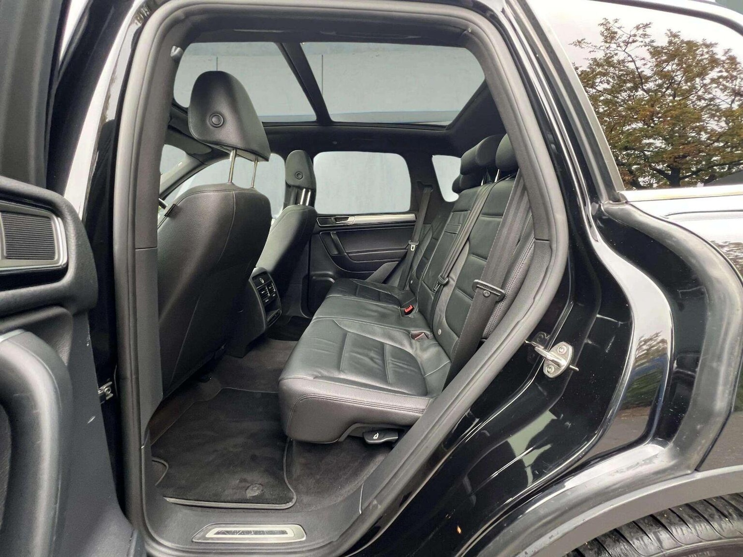 Used Volkswagen Touareg 2015 for sale - 76566628: Photo 33