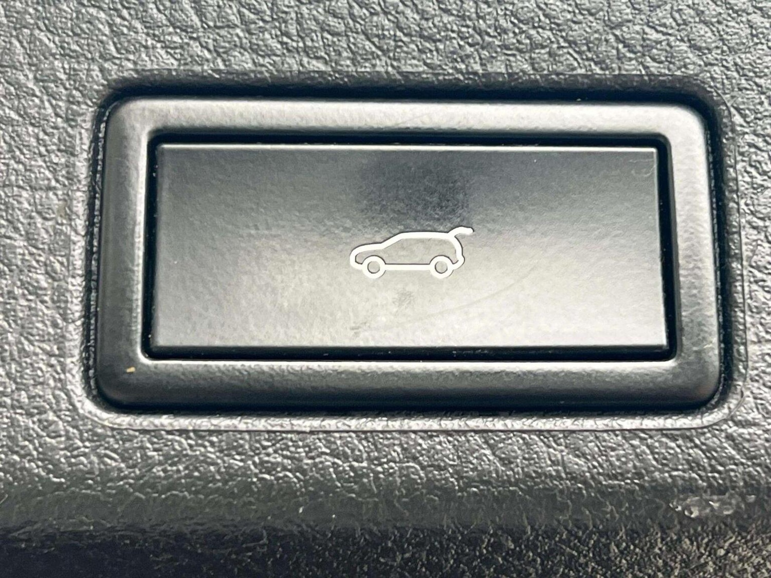 Used Volkswagen Touareg 2015 for sale - 76566628: Photo 38