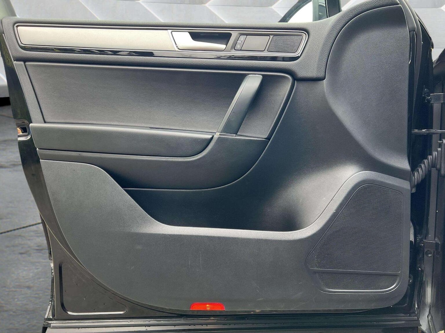 Used Volkswagen Touareg 2015 for sale - 76566628: Photo 46