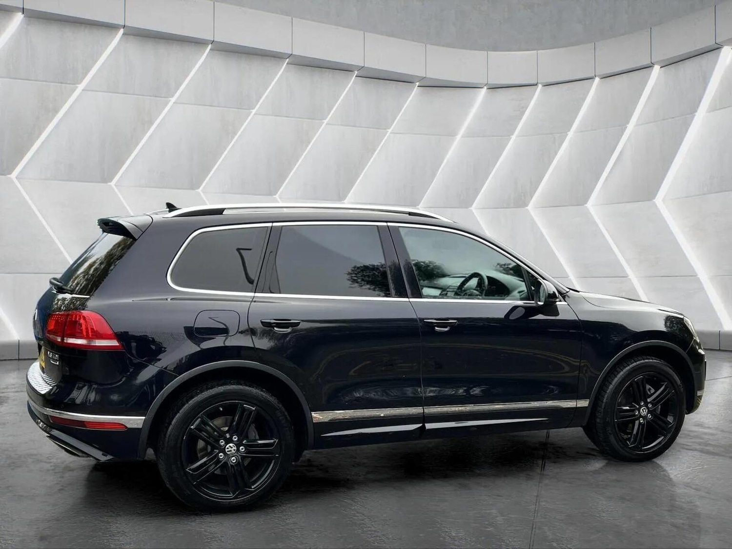 Used Volkswagen Touareg 2015 for sale - 76566628: Photo 5