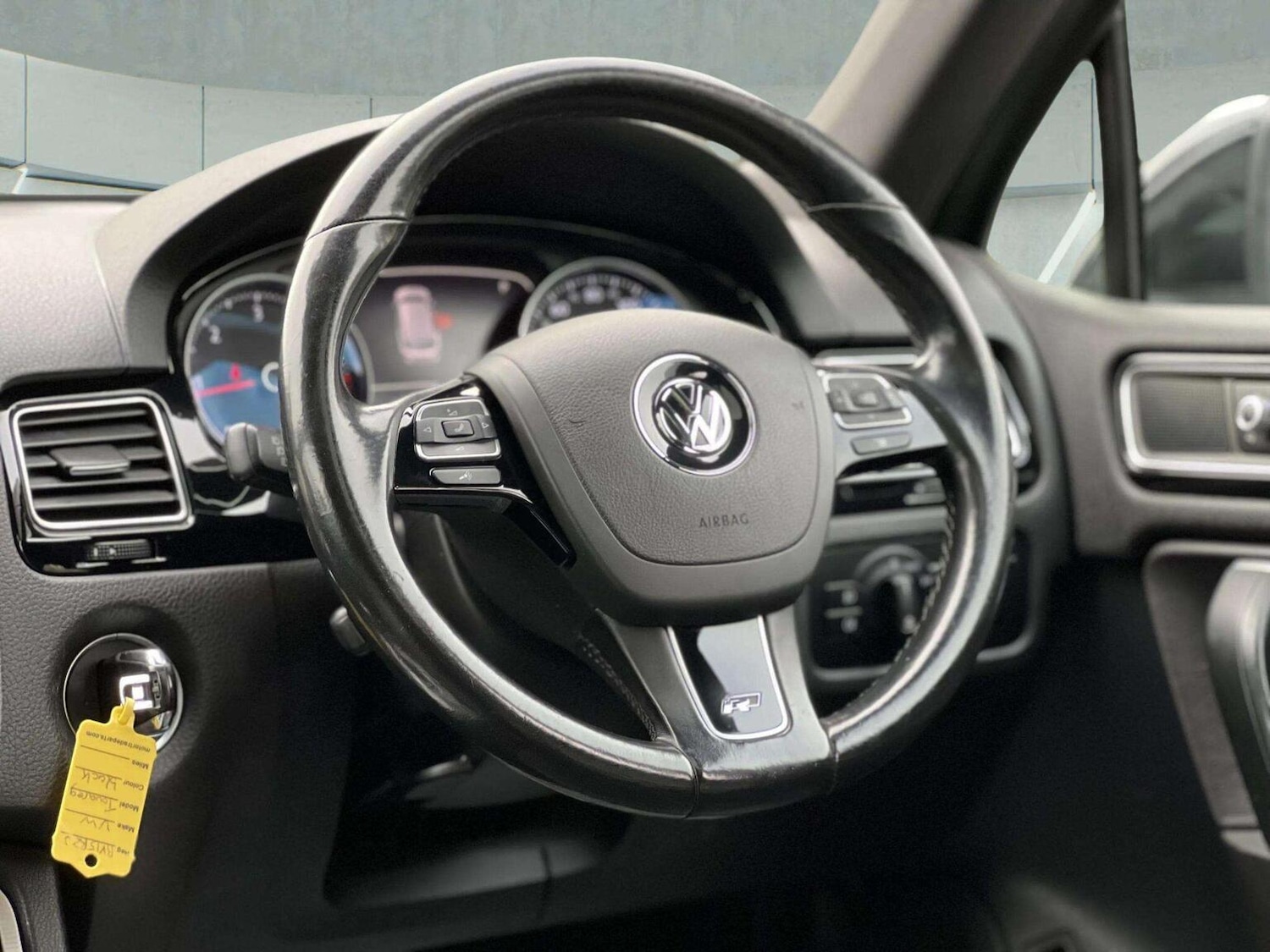 Used Volkswagen Touareg 2015 for sale - 76566628: Photo 55