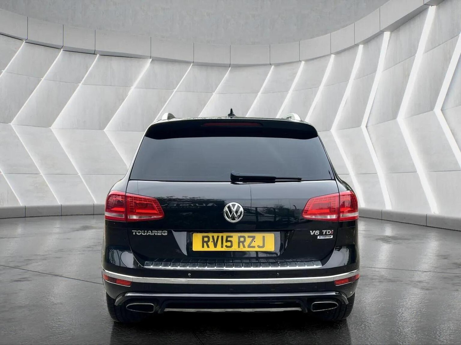 Used Volkswagen Touareg 2015 for sale - 76566628: Photo 8