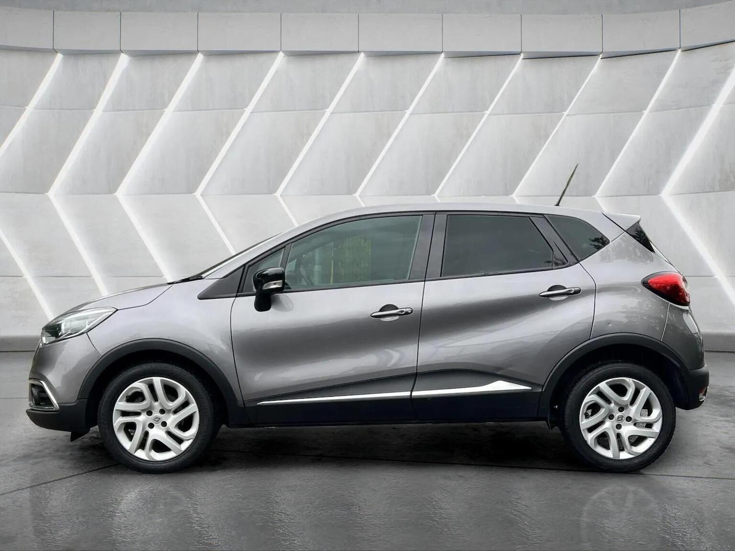 Used Renault Captur 2016 for sale - 76566629: Photo 12