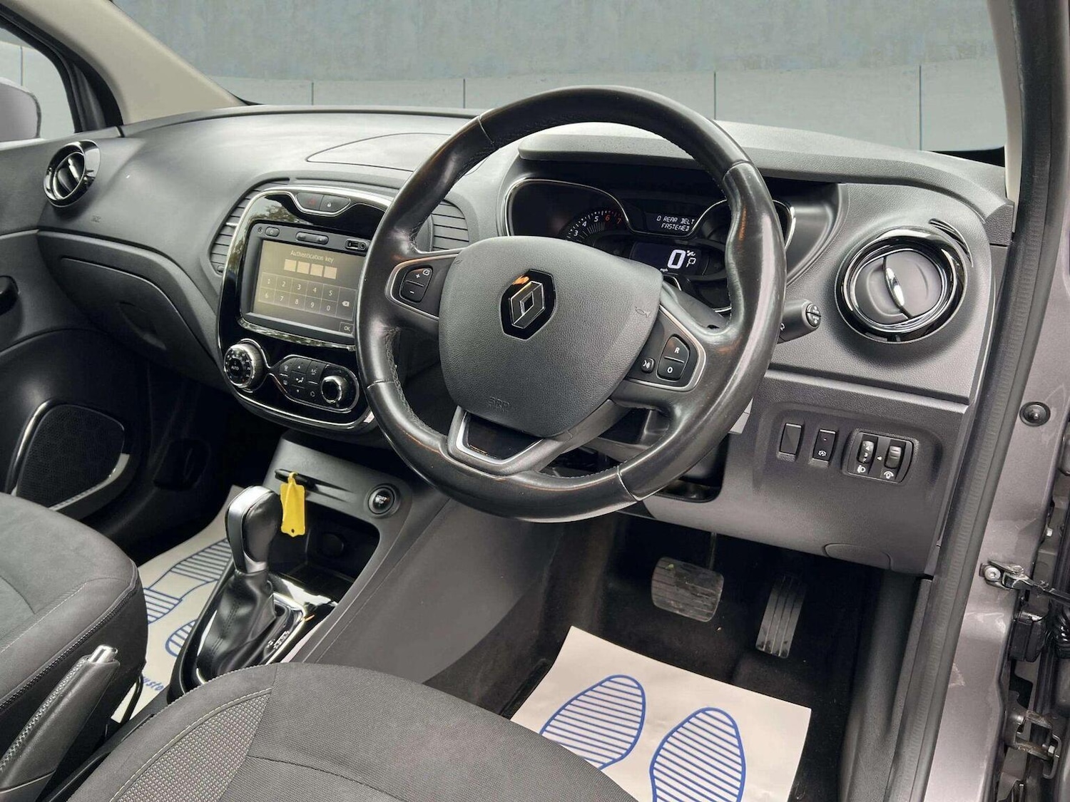 Used Renault Captur 2016 for sale - 76566629: Photo 16