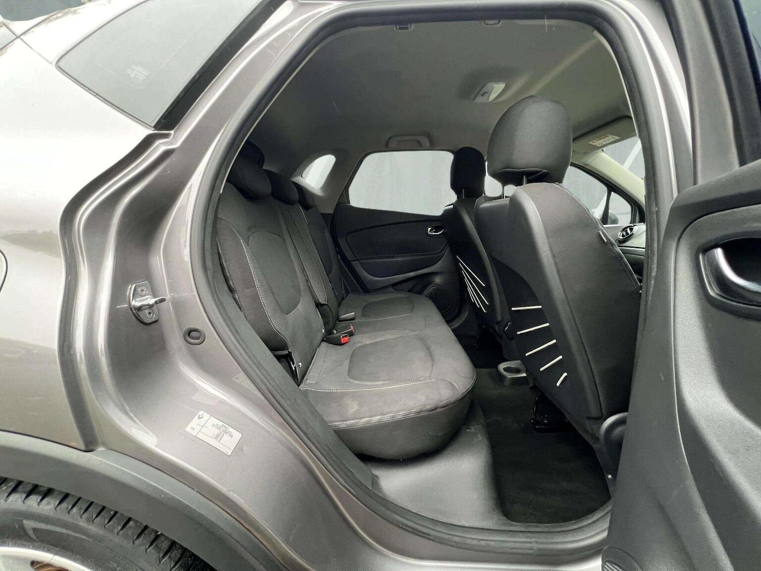 Used Renault Captur 2016 for sale - 76566629: Photo 32