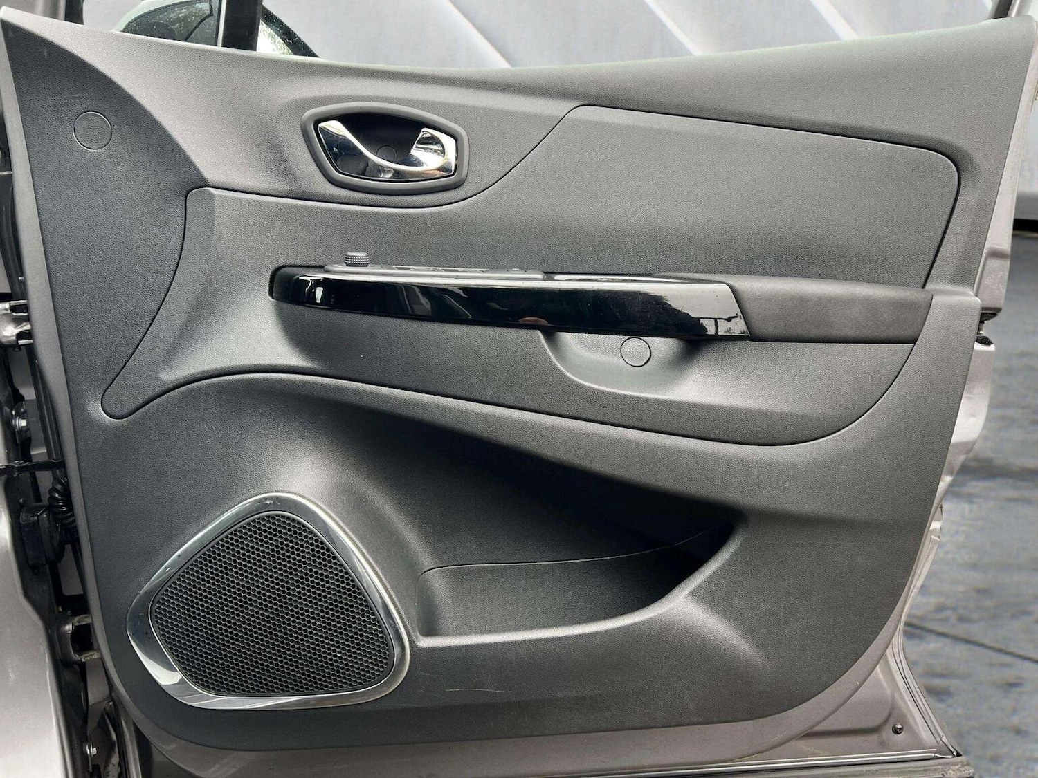 Used Renault Captur 2016 for sale - 76566629: Photo 40