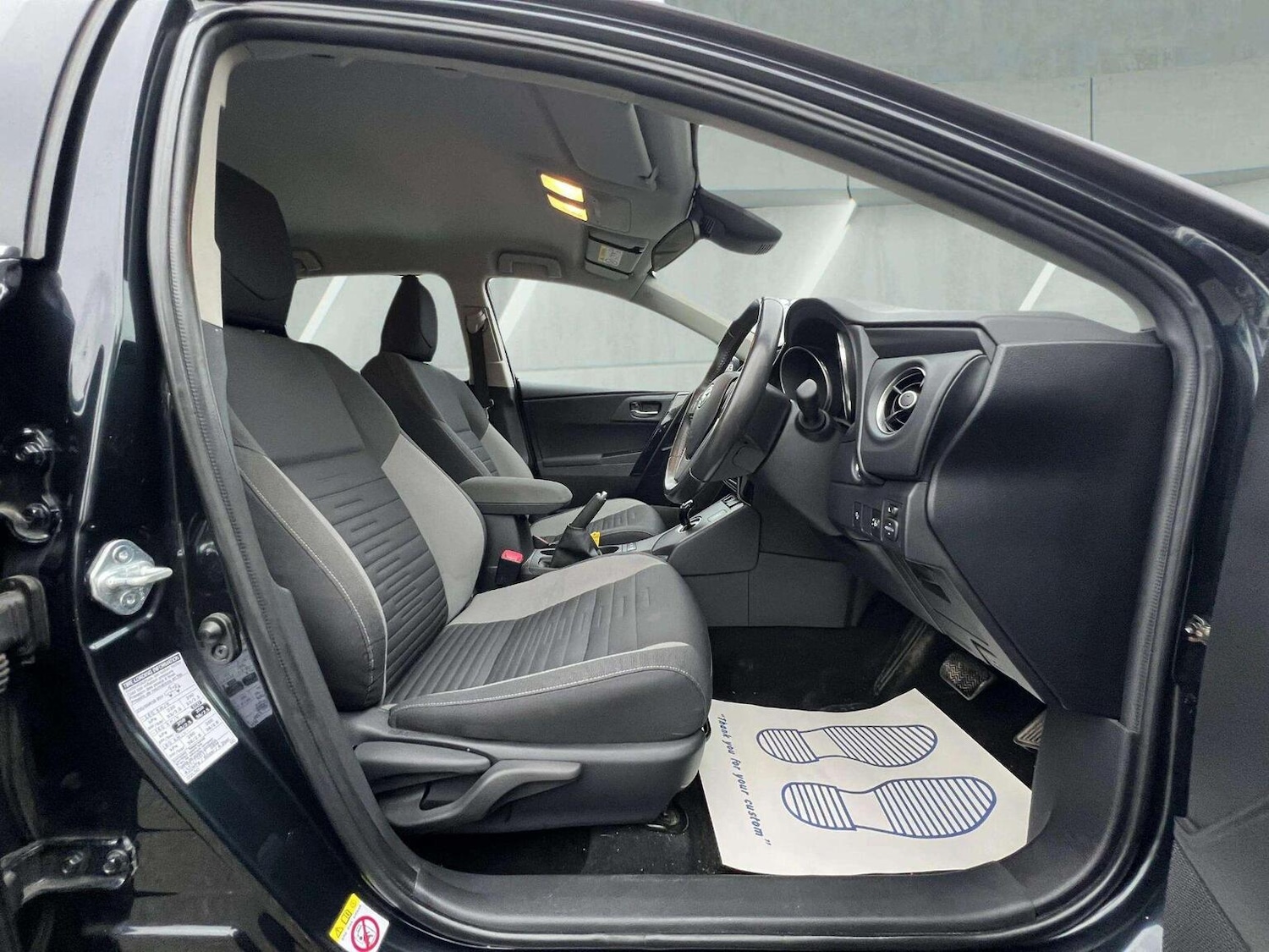 Used Toyota Auris 2015 for sale - 76566625: Photo 28