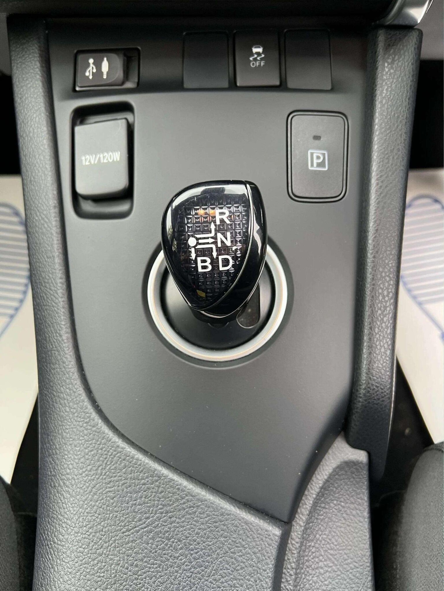 Used Toyota Auris 2015 for sale - 76566625: Photo 39