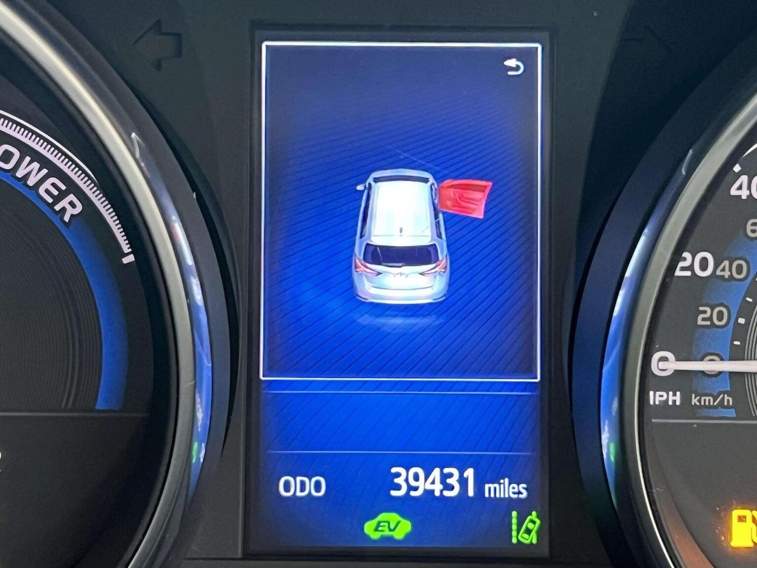 Used Toyota Auris 2015 for sale - 76566625: Photo 53