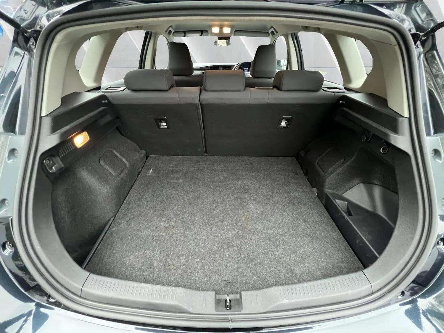 Used Toyota Auris 2015 for sale - 76566625: Photo 55