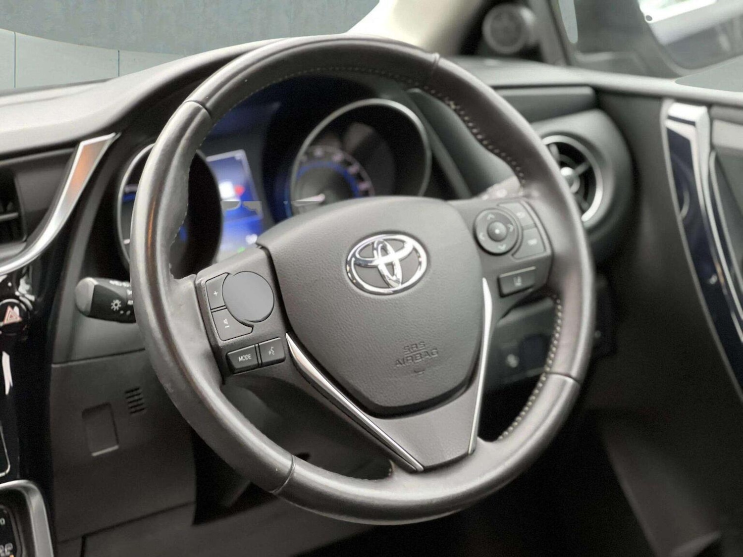 Used Toyota Auris 2015 for sale - 76566625: Photo 57