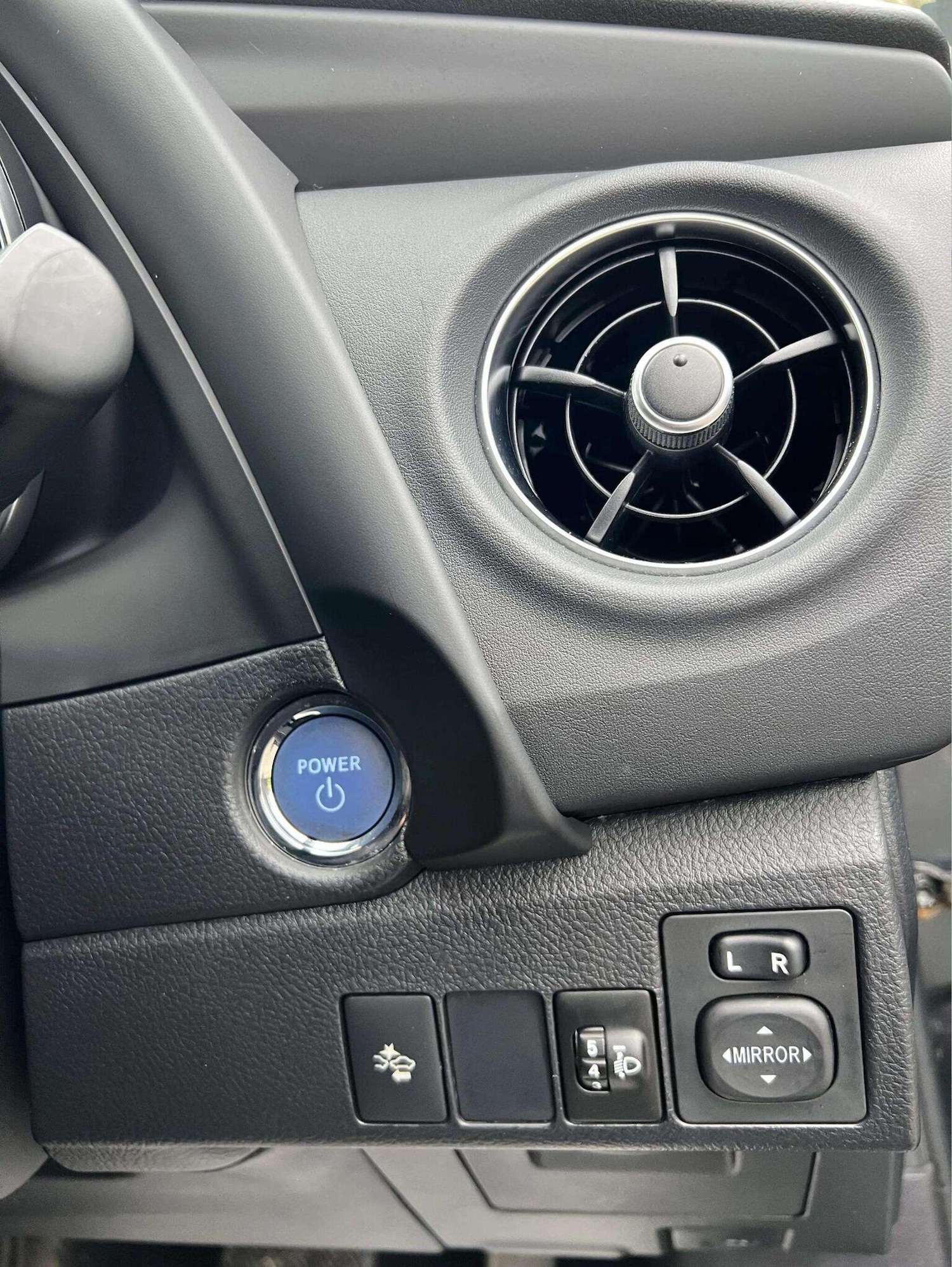 Used Toyota Auris 2015 for sale - 76566625: Photo 63