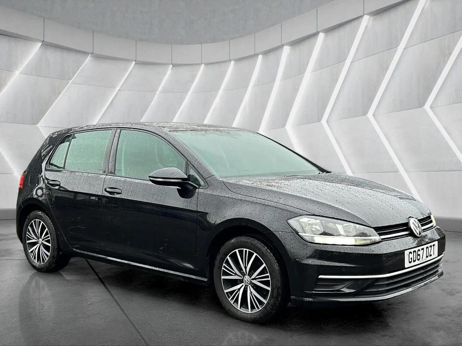 Used Volkswagen Golf 2017 for sale - 76566626: Photo 10