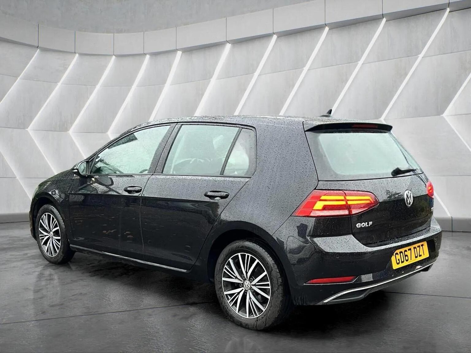 Used Volkswagen Golf 2017 for sale - 76566626: Photo 11