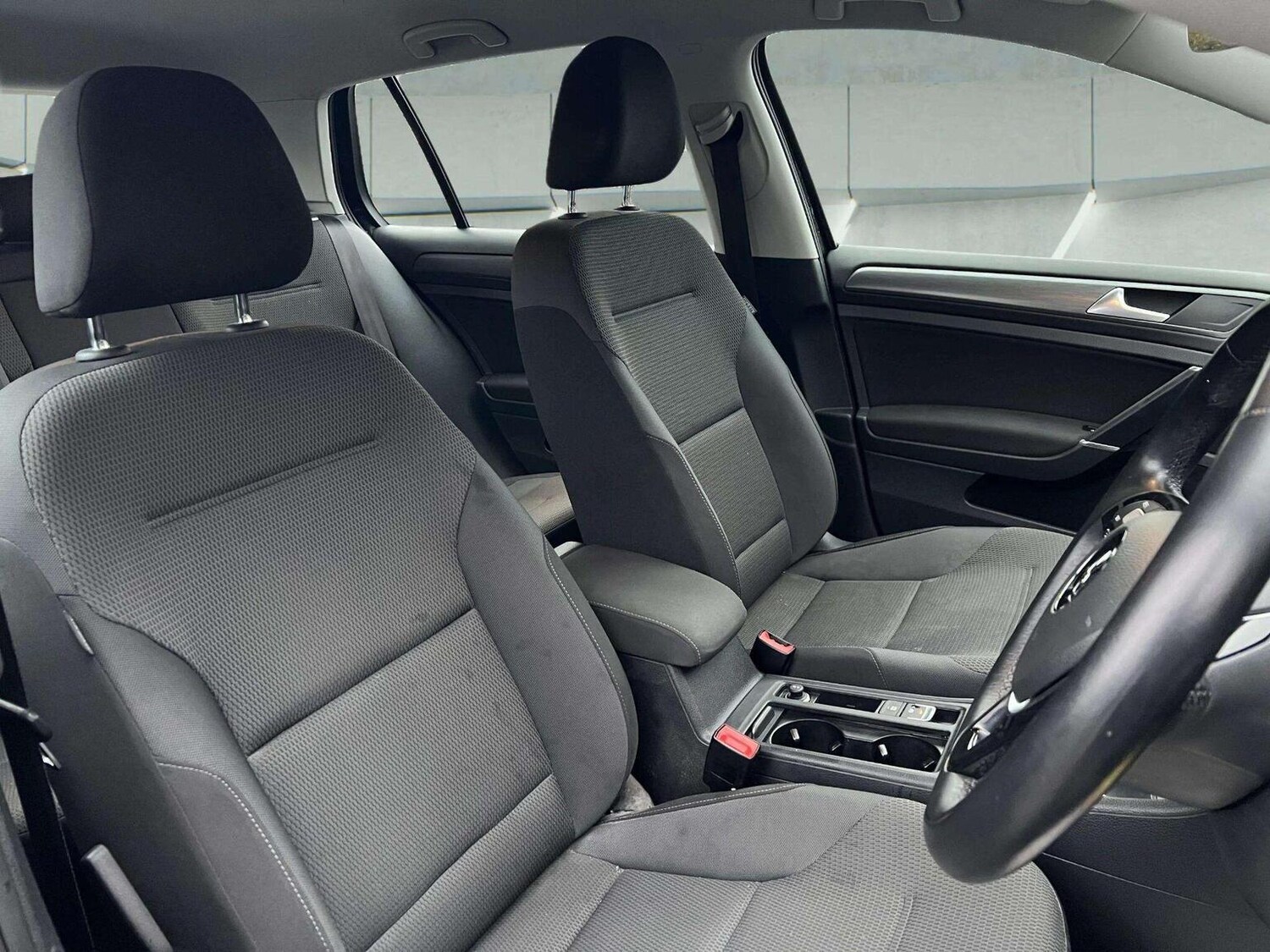 Used Volkswagen Golf 2017 for sale - 76566626: Photo 24