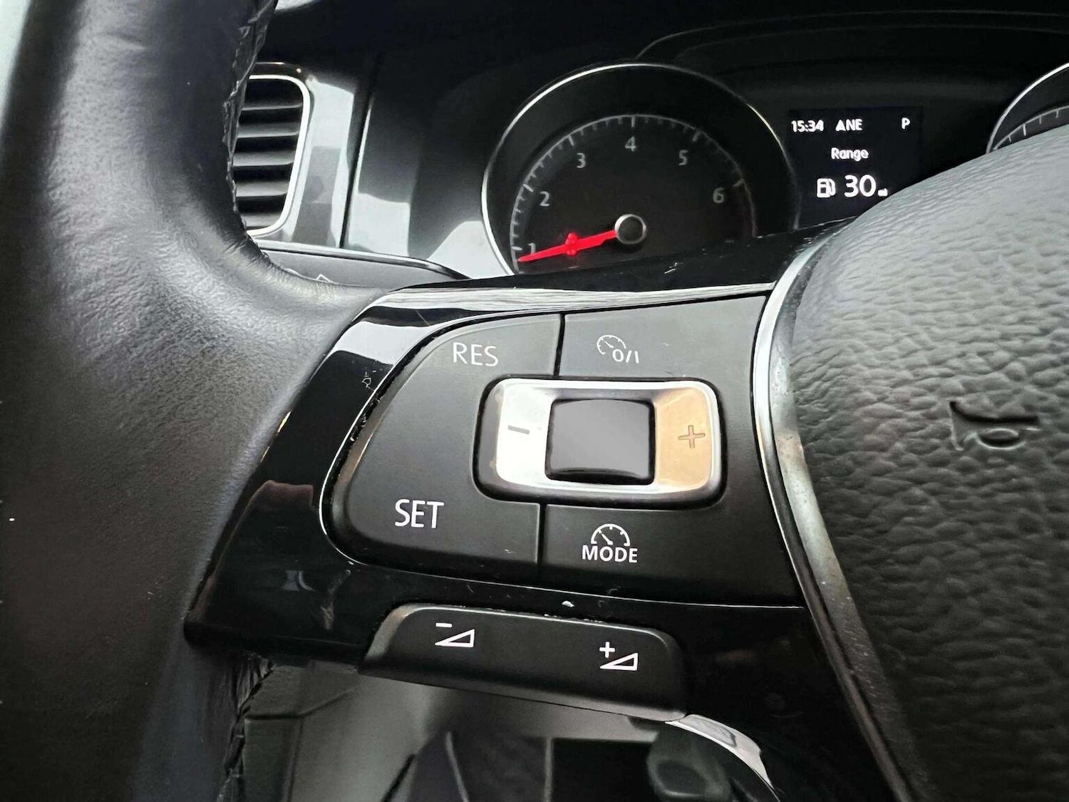 Used Volkswagen Golf 2017 for sale - 76566626: Photo 25