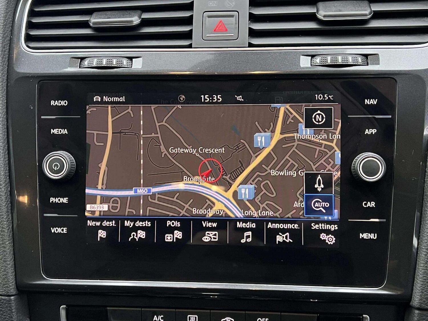 Used Volkswagen Golf 2017 for sale - 76566626: Photo 32